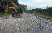 Perbaikan Jalan Lintas Riau-Sumbar Dipercepat