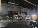 Hujan Lebat Guyur Pekanbaru di Malam Minggu, Berkat Doa Para Jomblo