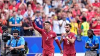 Cristiano Ronaldo Bujuk Bruno Fernandes Tinggalkan MU