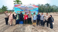 Polsek Rengat Barat Tanam Bibit Jagung Pipil hingga Lakukan Monitoring