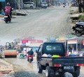 Warga Keluhkan Debu Akibat Penimbunan Jalan Pemda, UMKM Makanan dan Minuman Alami Kerugian