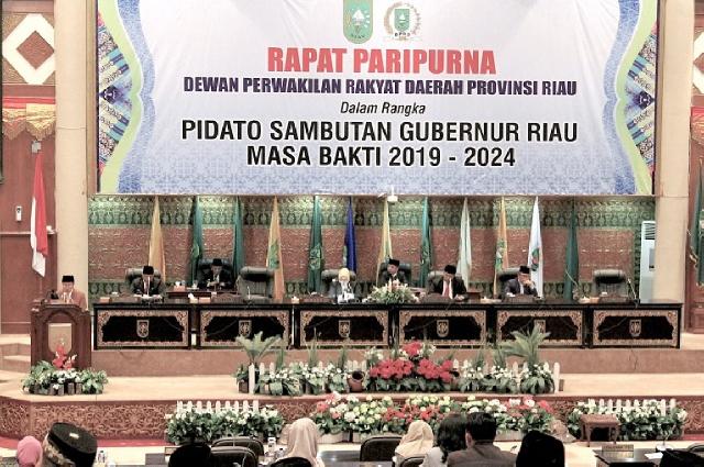 DPRD Riau Gelar Rapat Paripurna Penyampaian Visi dan Misi Gubernur 