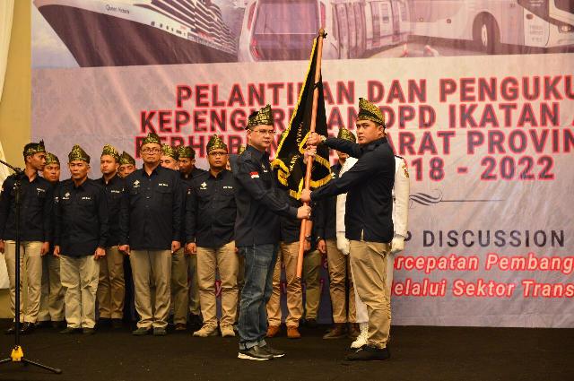 Rahmad Illahi Resmi Jabat Ketua IKA HUBDAT Riau