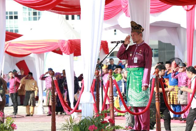 Wakil Walikota Jadi Pembina Upacara HUT Pekanbaru ke-235 dan Harganas 