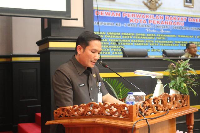 DPRD Pekanbaru Laksanakan Rapat Paripurna Pandangan Umum Fraksi